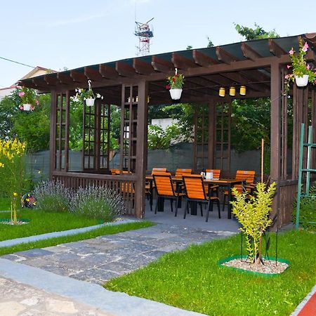 Delta Est Hotel & Restaurant Суліна Екстер'єр фото