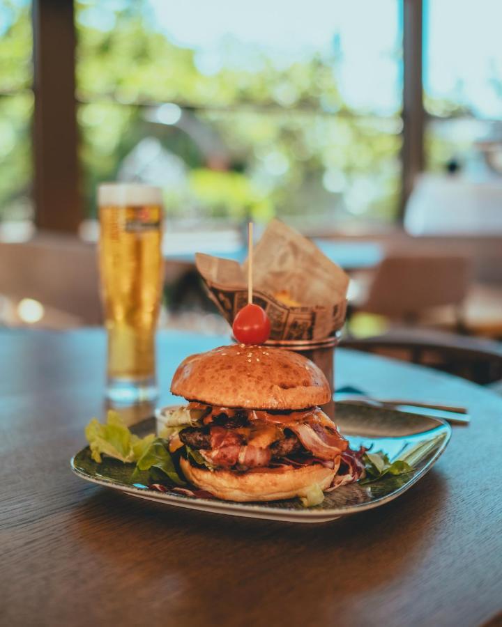 Delta Est Hotel & Restaurant Суліна Екстер'єр фото